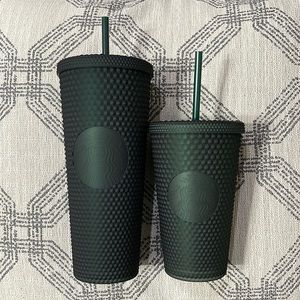 Starbucks 2022 Dark Green Studded Venti and
Grande Set
